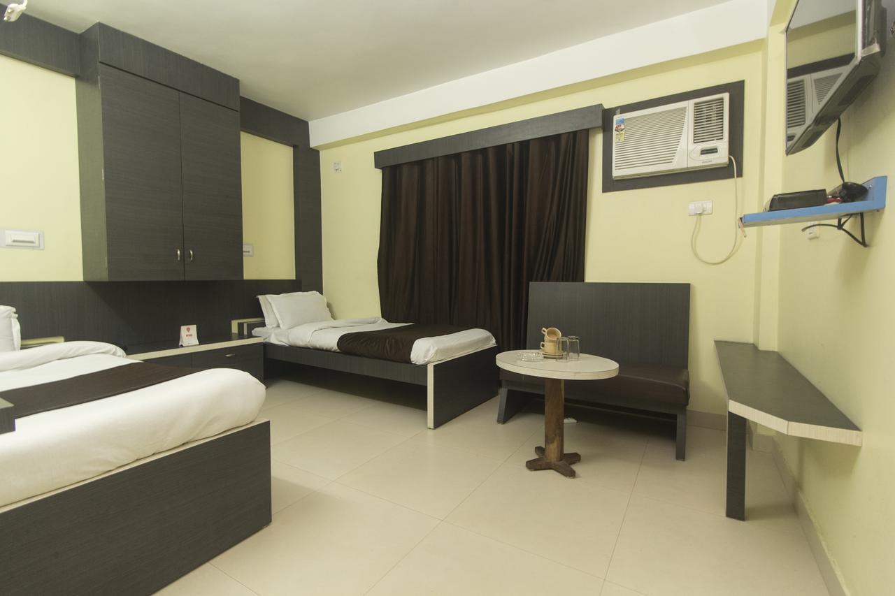 Hotel Jagat Силигури Екстериор снимка