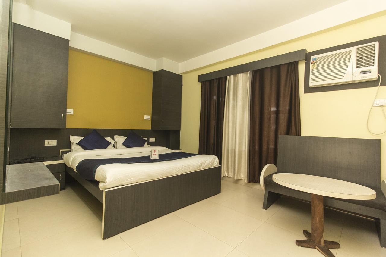 Hotel Jagat Силигури Екстериор снимка